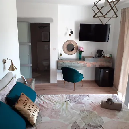 Bed & Breakfast Rooms Riviera *