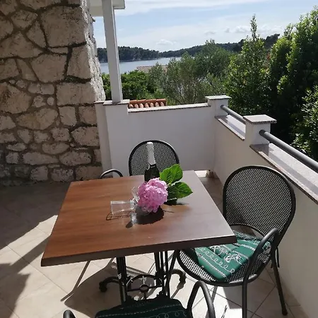 Rooms Riviera Rab Town